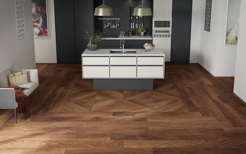 Cerdomus_Antique_Walnut_Kitchen_Zoom_1530x960